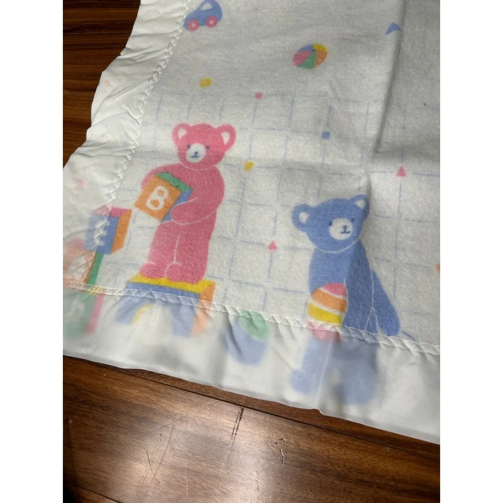 Vintage Beacon Blanket Range 4 for Crib Bed‎ White Teddy Bear Toy Blocks
